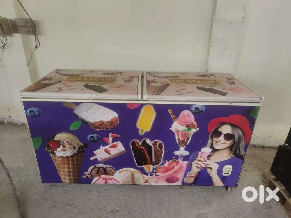 One deep fridge and one shop counter