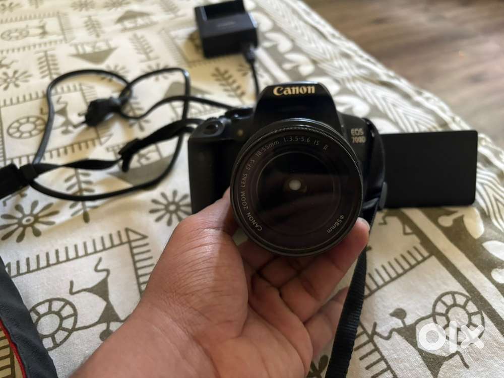 Canon EOS 700D