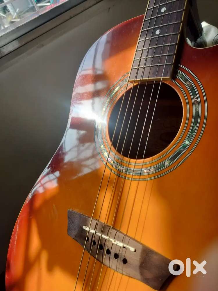 Washburn semi acoustic Guitar