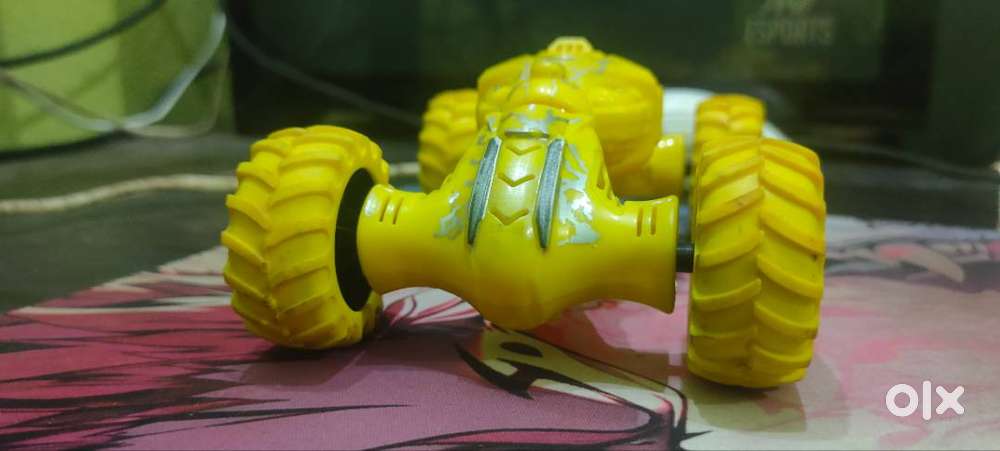 A toy sport car, Better look