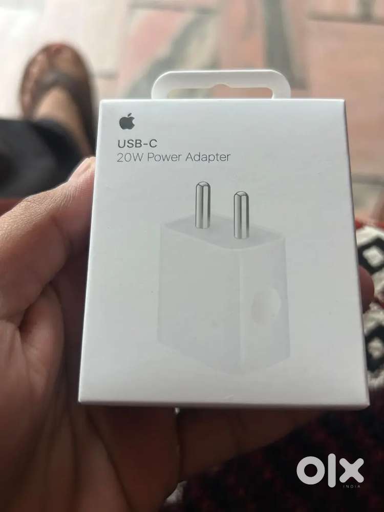 iPhone charger 20W brand new and cable lightning new with bill box