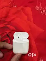 Airpods 2 generation with warranty only left side with box bill all