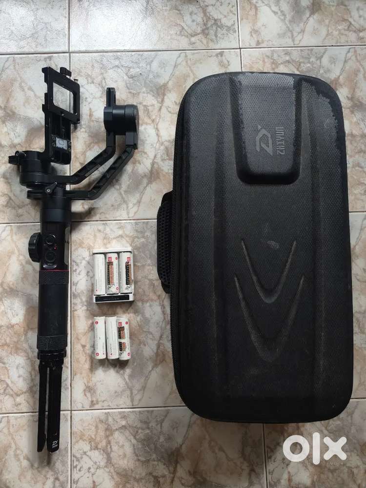 Zhiyun crane 2 for sale in good condition