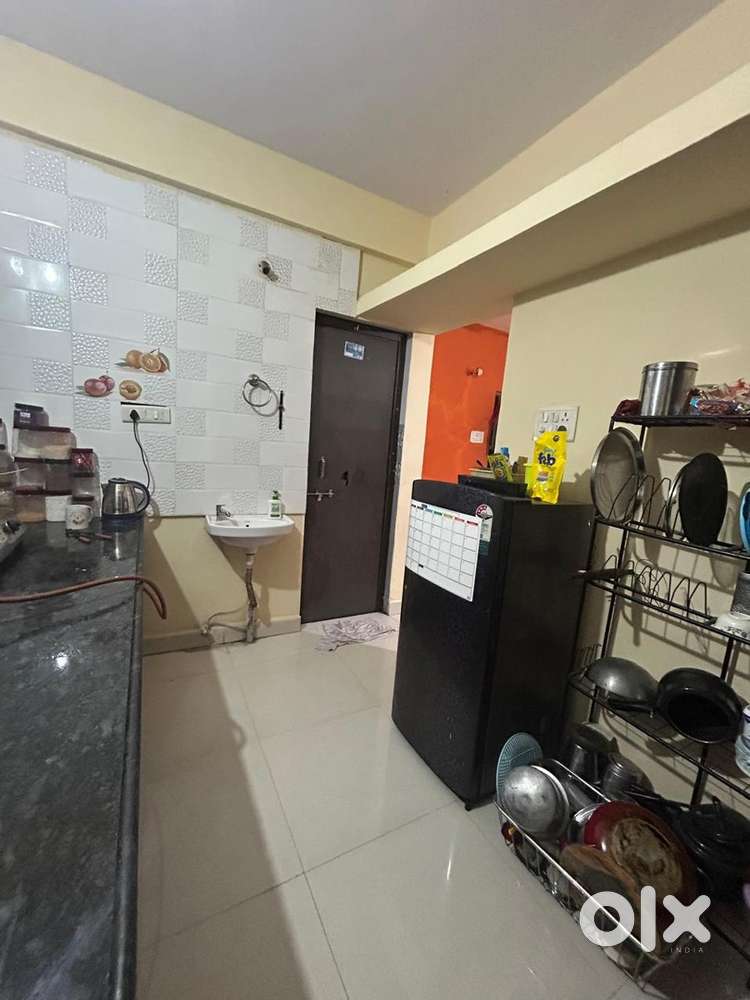 Looking for female roommate