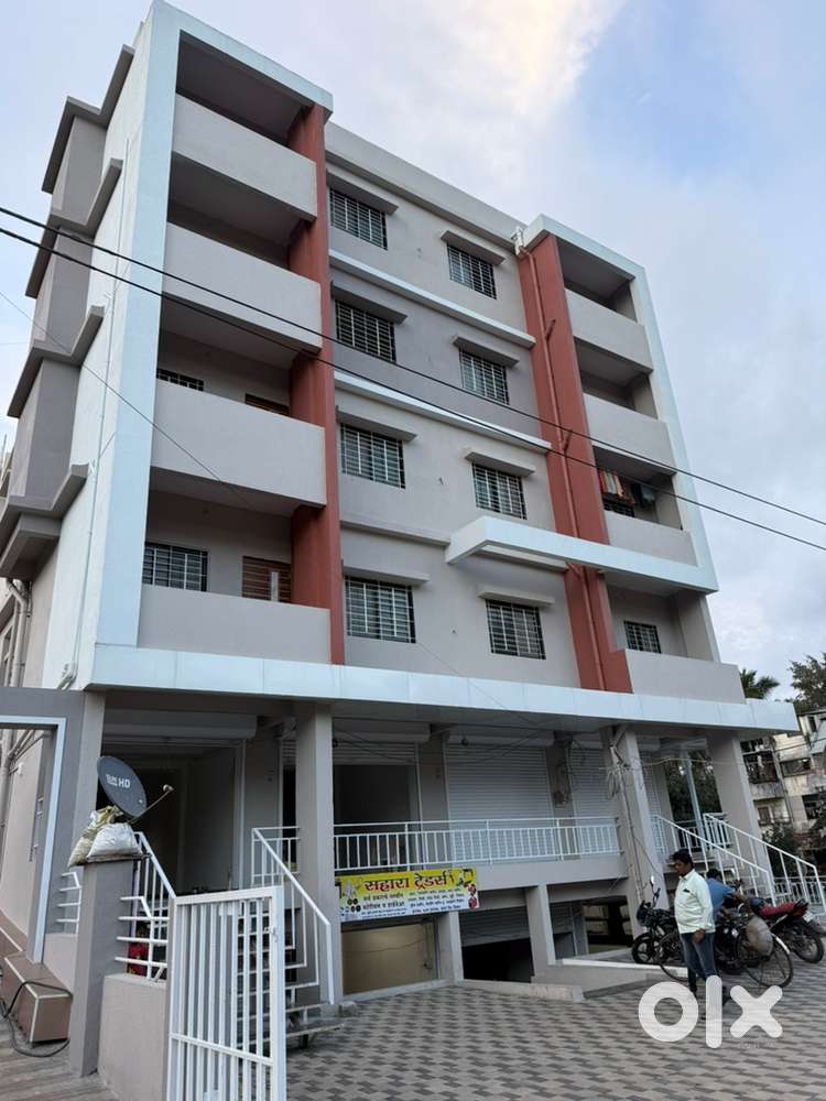 900 sq ft for corporate office