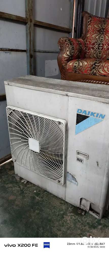 Daikin casset ac 4ton