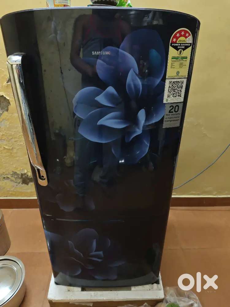 Fridge, washing machine, bed for sell