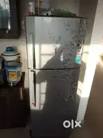 DOUBLE DOOR LG FRIDGE
