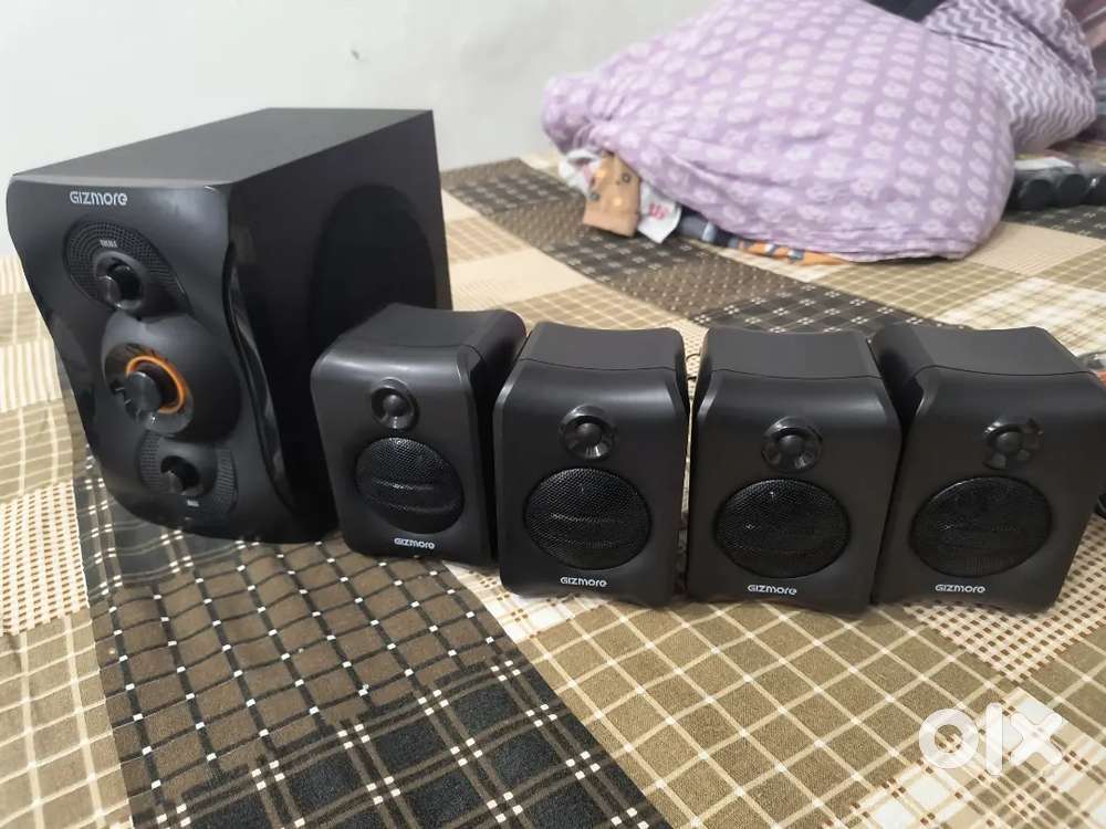 SPEAKER SET