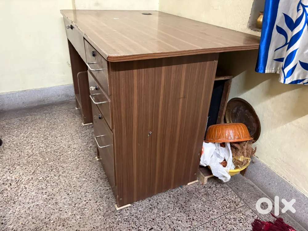 Study cum computer table