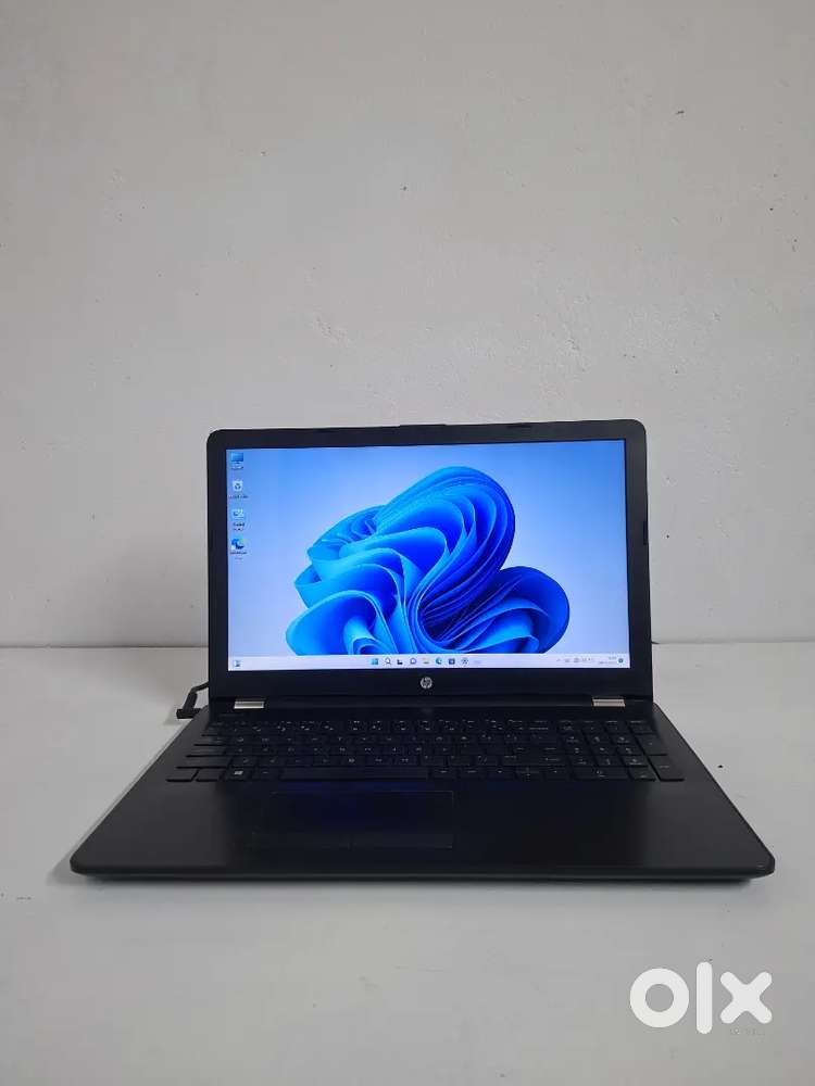 HP, i5 8th, Radeon graphics 6gb , 8gb ram , 480gb ssd, hp laptop