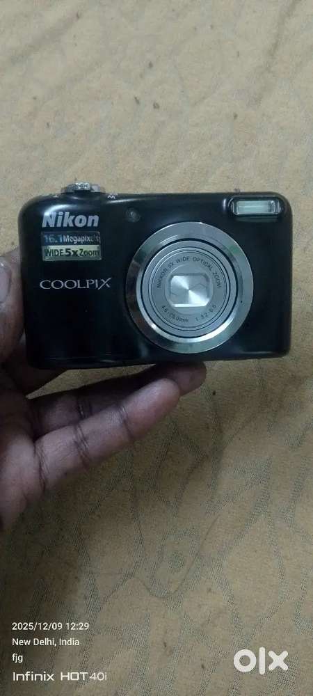 Nikon . 16.1 megapixel
