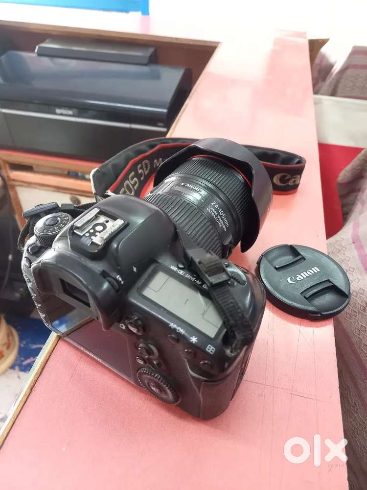 Canon 5D mark4 with 24 to 105kit lens