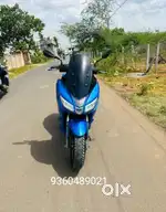 Engine good condition back tyre want to change light scraches in body