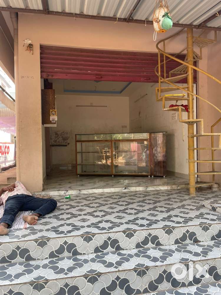 1st and 2nd floor for rent in peda market area