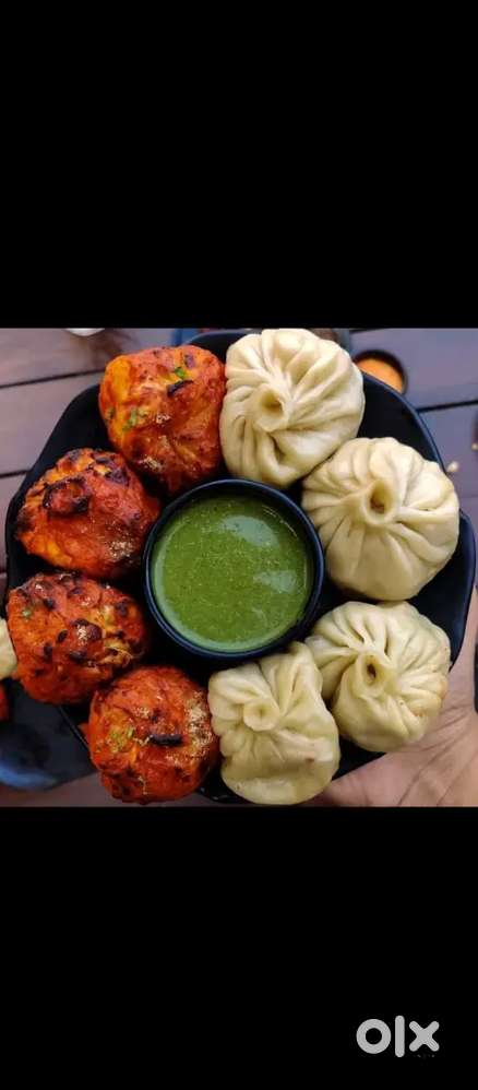 Momos maker