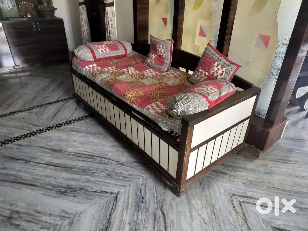 Devana and bed