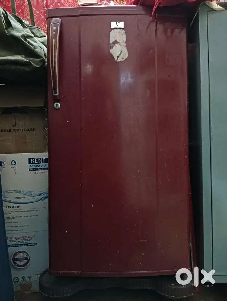 Godrej single door 172 ltr