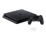 PS4 Slim 1TB Console , 2 Controllers , 4 games.