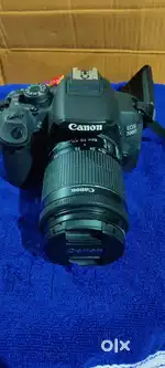 Canon 700D DSLR camera