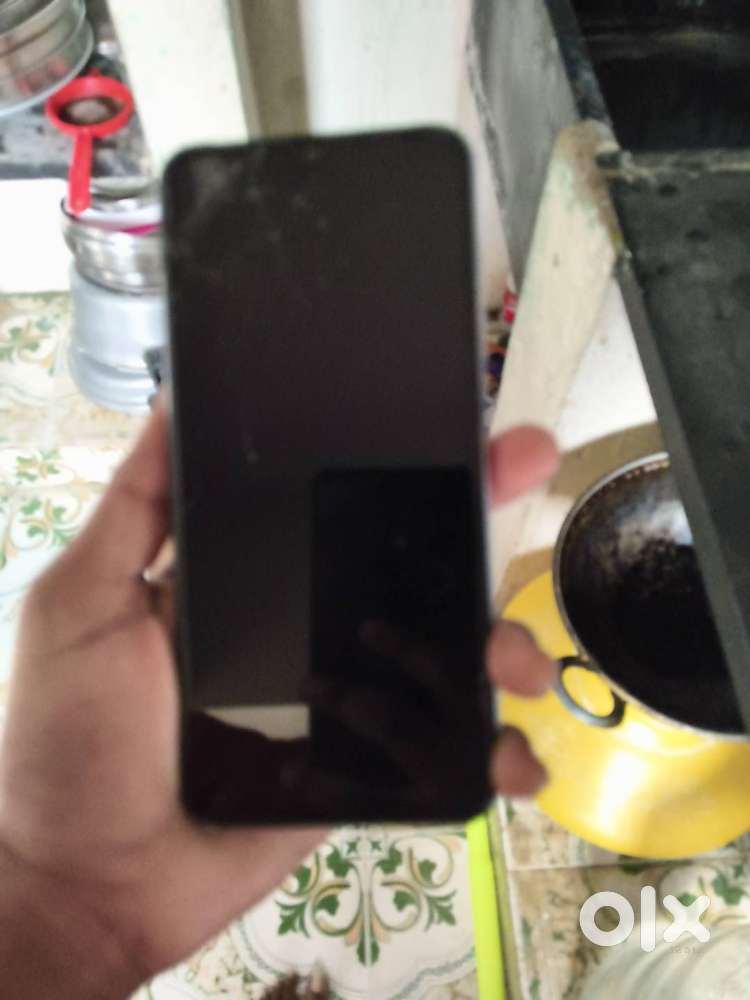 Redmi 10a white colour 6GB Ram 64Gb storage