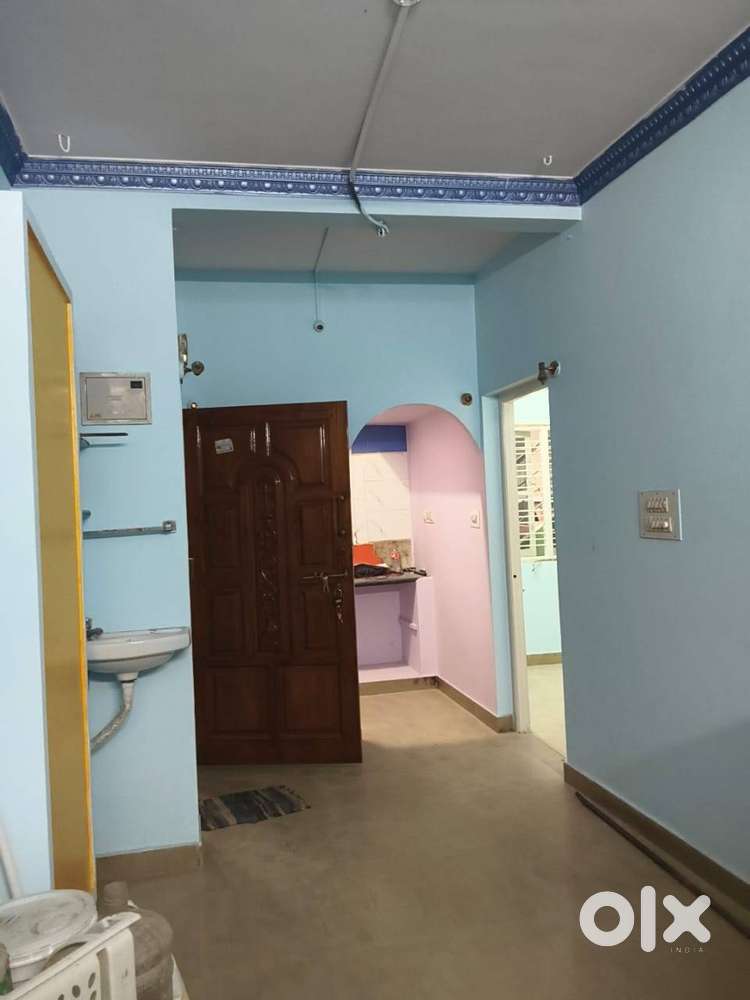 2 bhk for lease in Raghavendra nagar