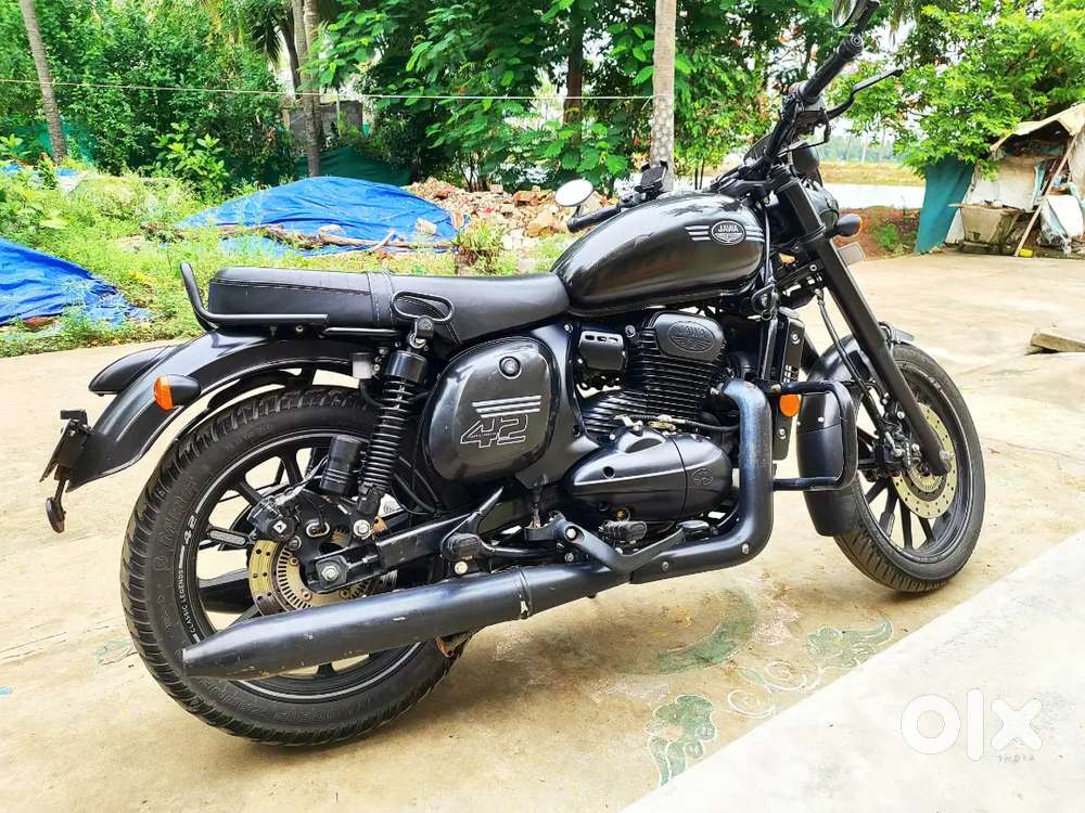 Jawa 42 Classic Legends