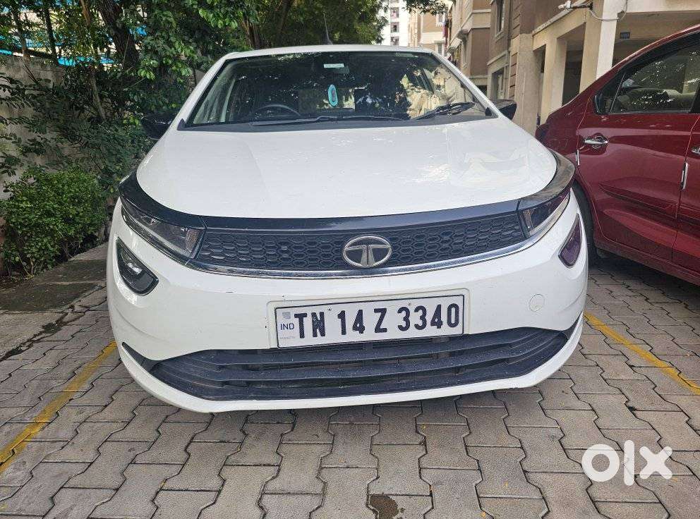 Tata Altroz XZ, 2022, Petrol