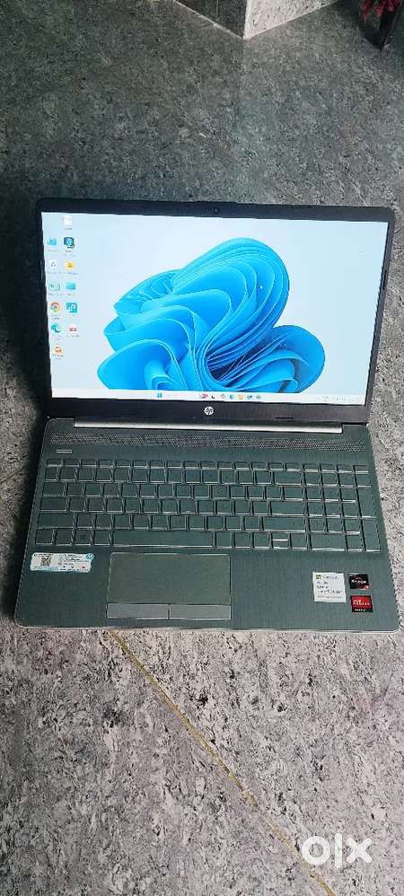 Hp laptop Koi bhi problem nahi hai Money problem hai is liye bech rahe