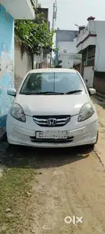 Honda Amaze 2014 Petrol Good Conditions.