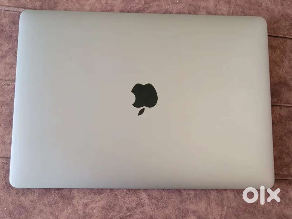 MacBook Air M1  512 GB SSD  Excellent Condition