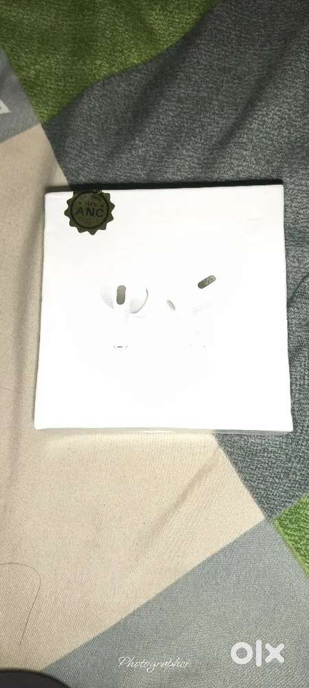 Earbuds -Airpods pro +   next   generation