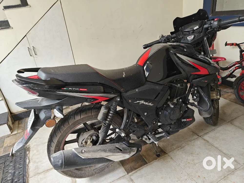 TVS Apache RTR 160 2v