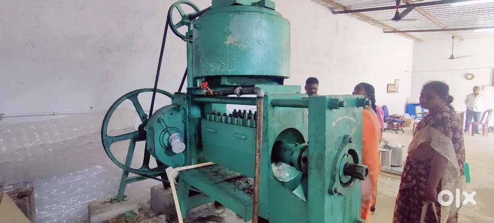 Explore oil machine 9blot new condition with full set