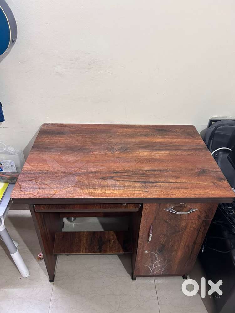 Computer Table