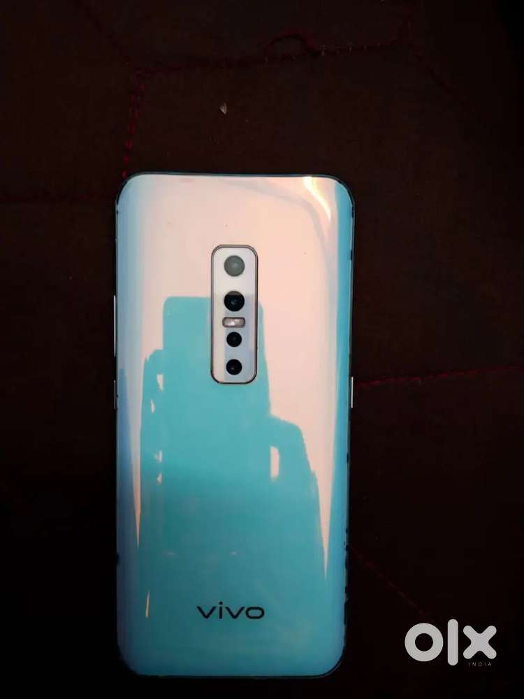 Vivo v17pro 8,128