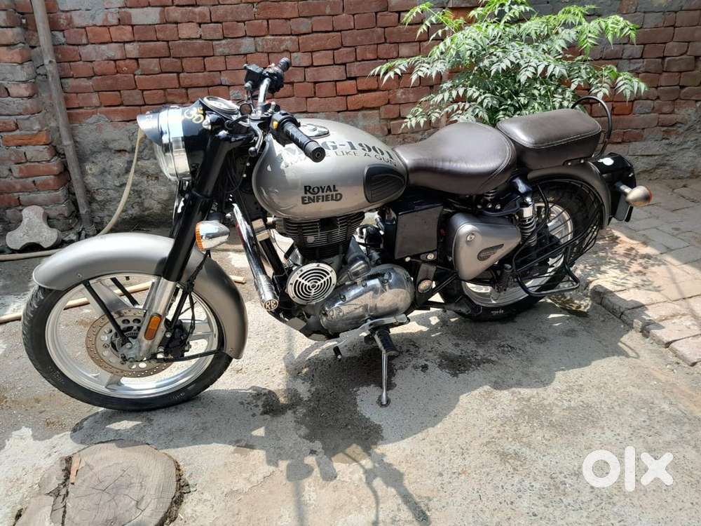 RoyalEnfield Classic 350 Gun Grey  Dec 2020 Model  Single Owner
