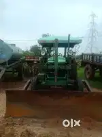 John Deere 5310