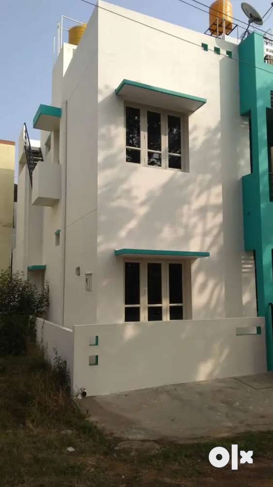 20*30 duplex house for rent in Vijayanagar 4th stage immediately