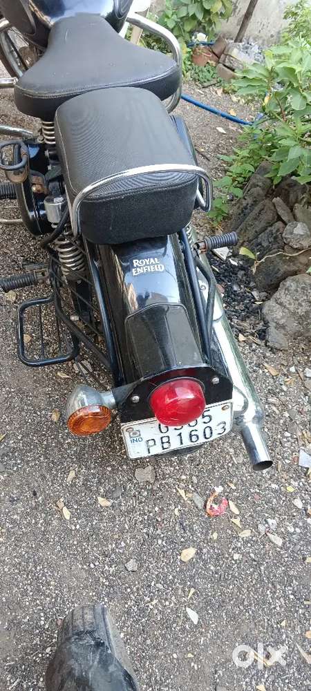 Royal Enfield bullet 350 classic