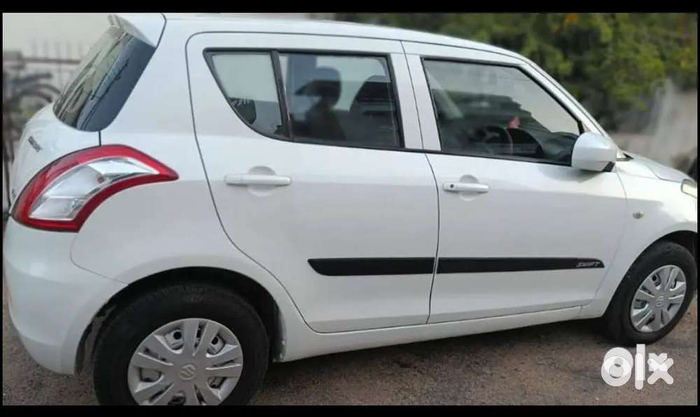 Maruti Suzuki Swift 2014 Petrol 73500 Km Driven
