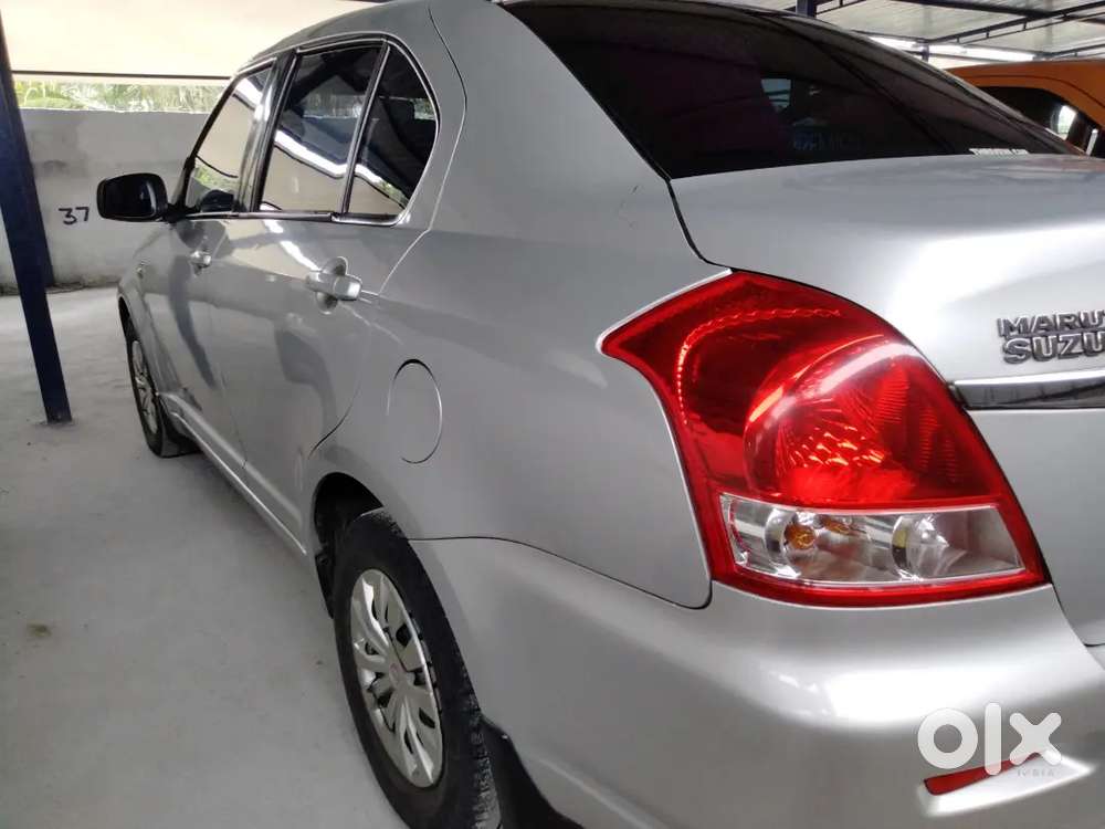 Maruti Suzuki Swift Dzire 2010 Diesel 75000 Km Driven