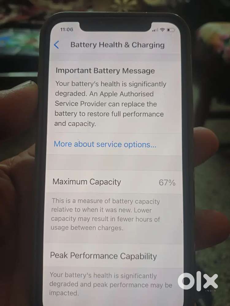 Iphone x 256 g b original with a box and earphones apple