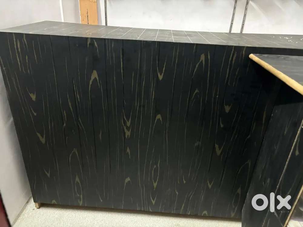 Three piece shop counter