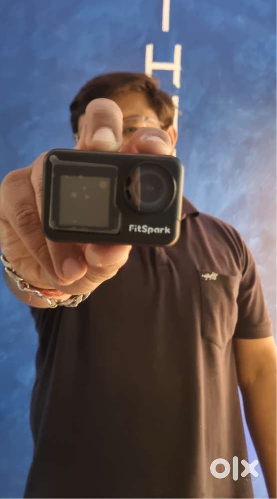 FitSpark Dolphin 1.0 Action Camera: Wireless Mic + 2 Battery + charger