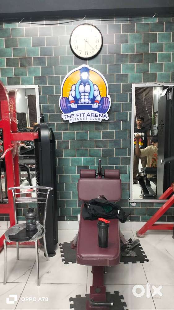 Gym for lease in just 40k - For contact see the visiting card in photo