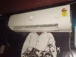 Voltas 2 tan 3 star AC