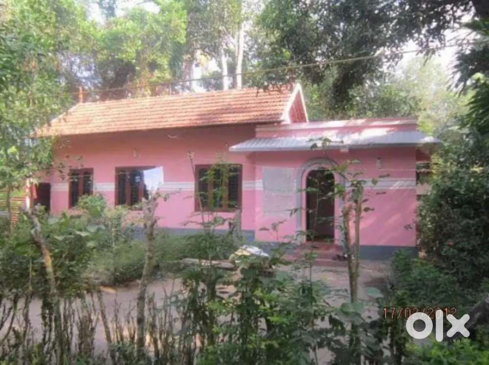 വീടും സ്ഥലവും വില്‍പനയ്ക്ക്