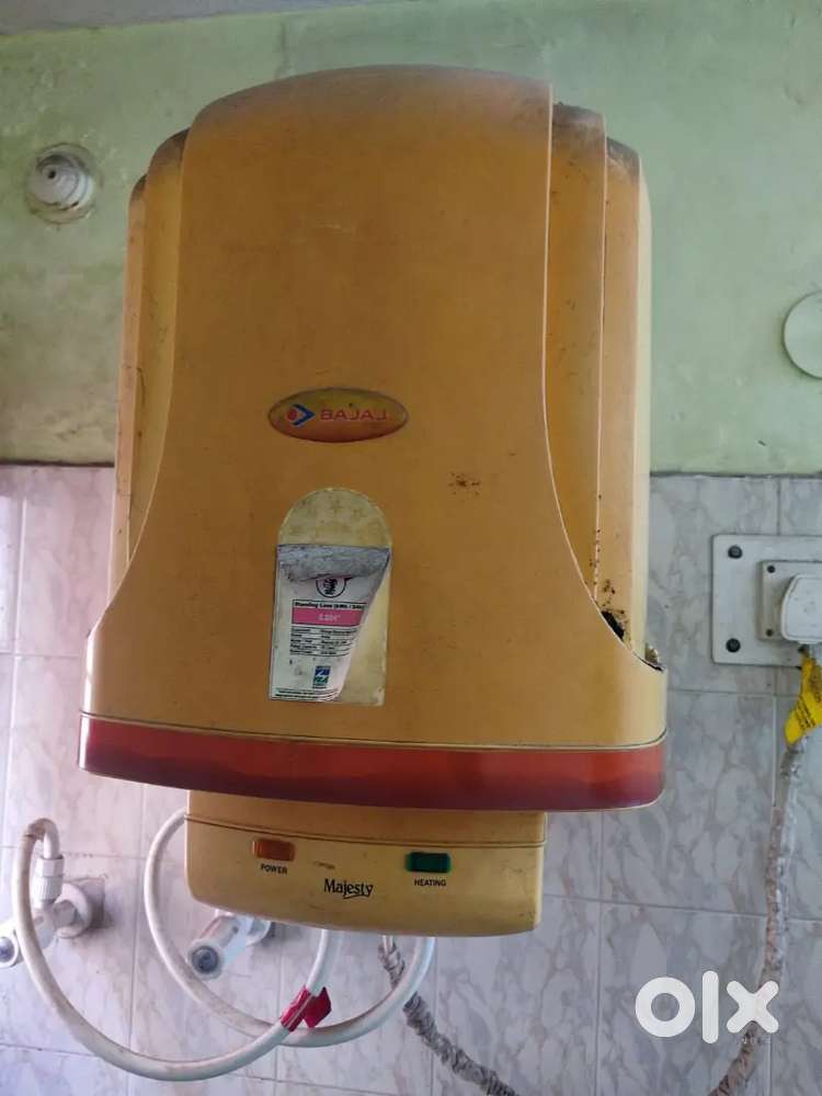 Bajaj Majesty Geyser – Fully Working  Strong Heating  Budget Price