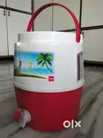 Cello water carrier